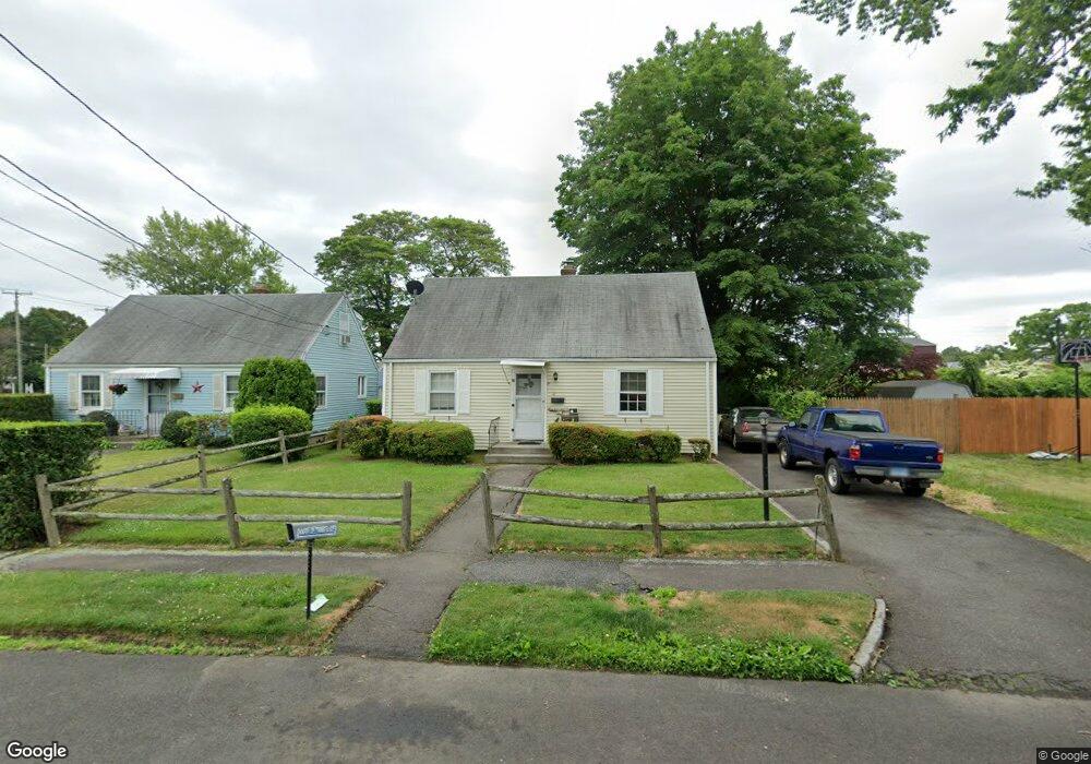 11 Redfield Rd, Fairfield, CT 06824 - photo 1