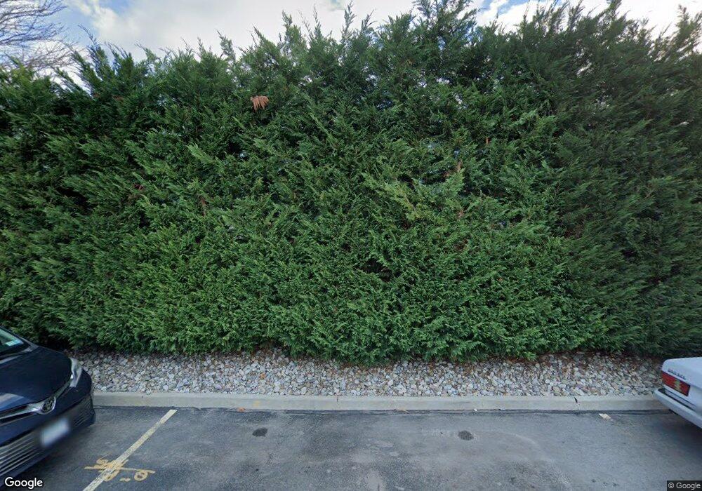 117 Lorraine Loop, Staten Island, NY 10309 - photo 1