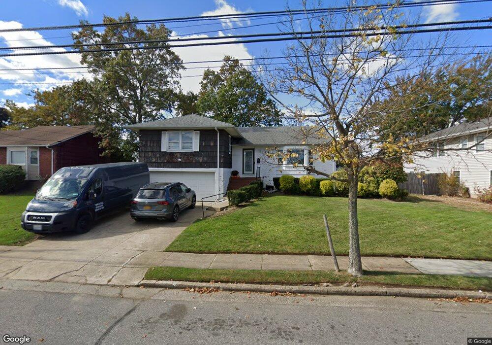 162 Nassau Ave, Freeport, NY 11520 - photo 1