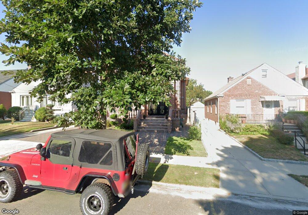 5712 157th St, Flushing, NY 11355 - photo 1