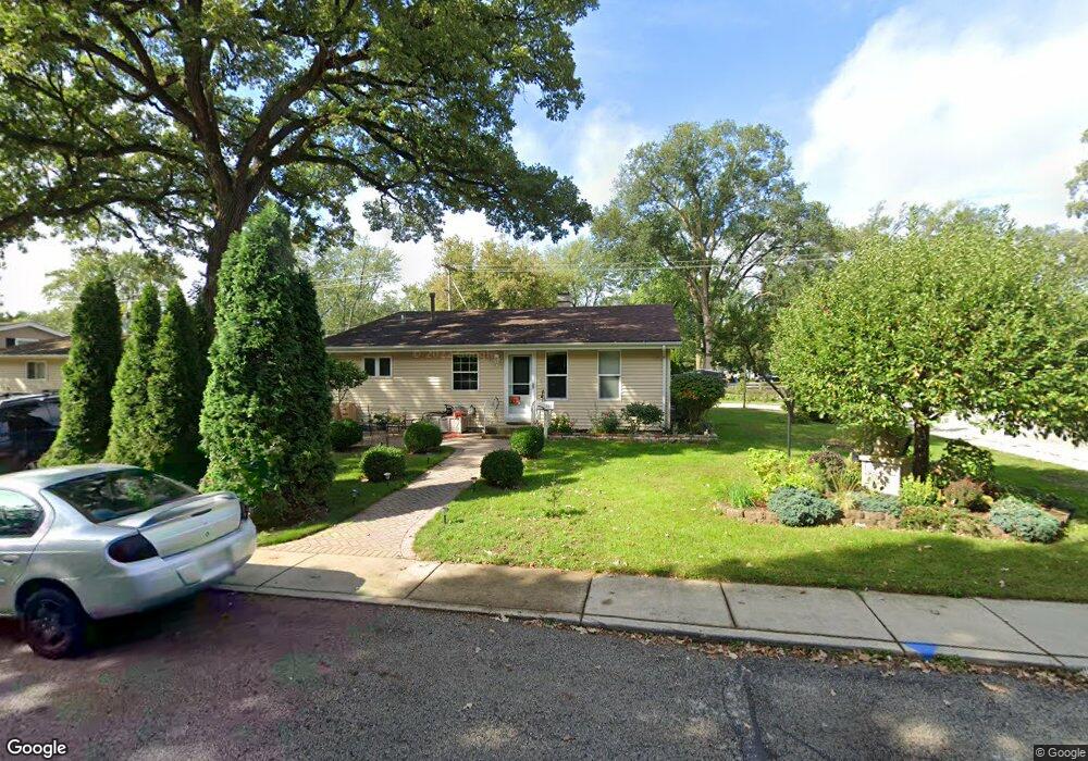 365 Delaware St, Carpentersville, IL 60110 - photo 1