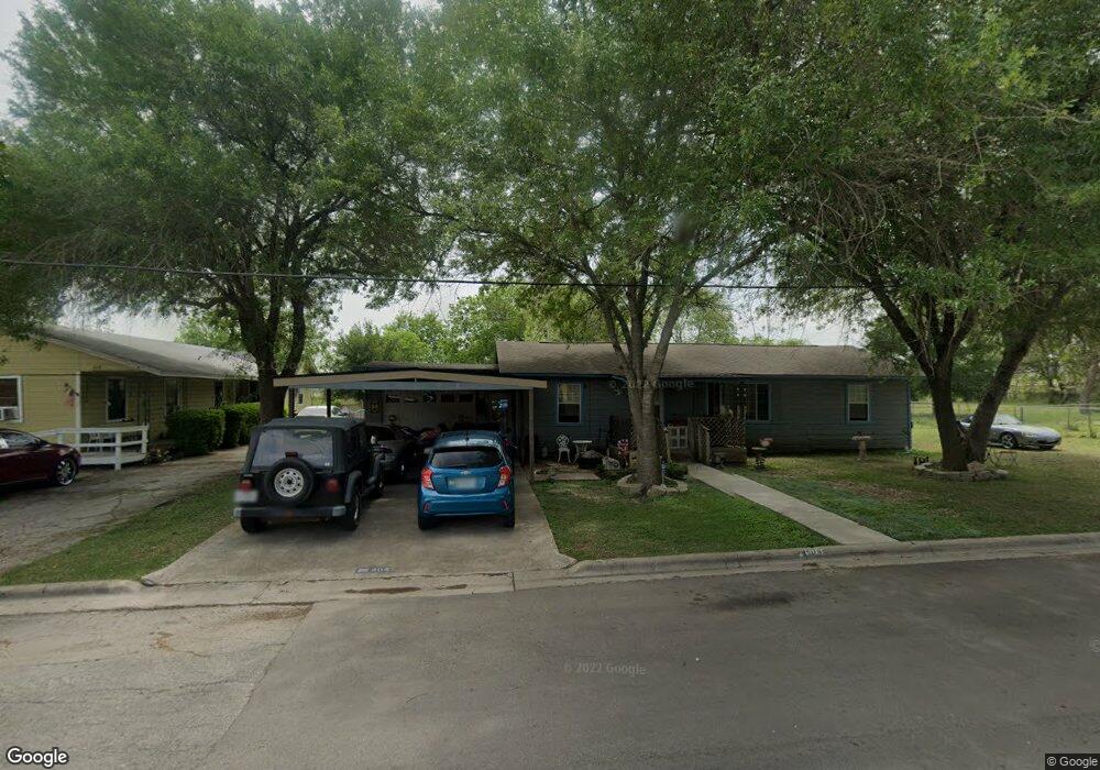 404 Durango St, San Marcos, TX 78666 - photo 1