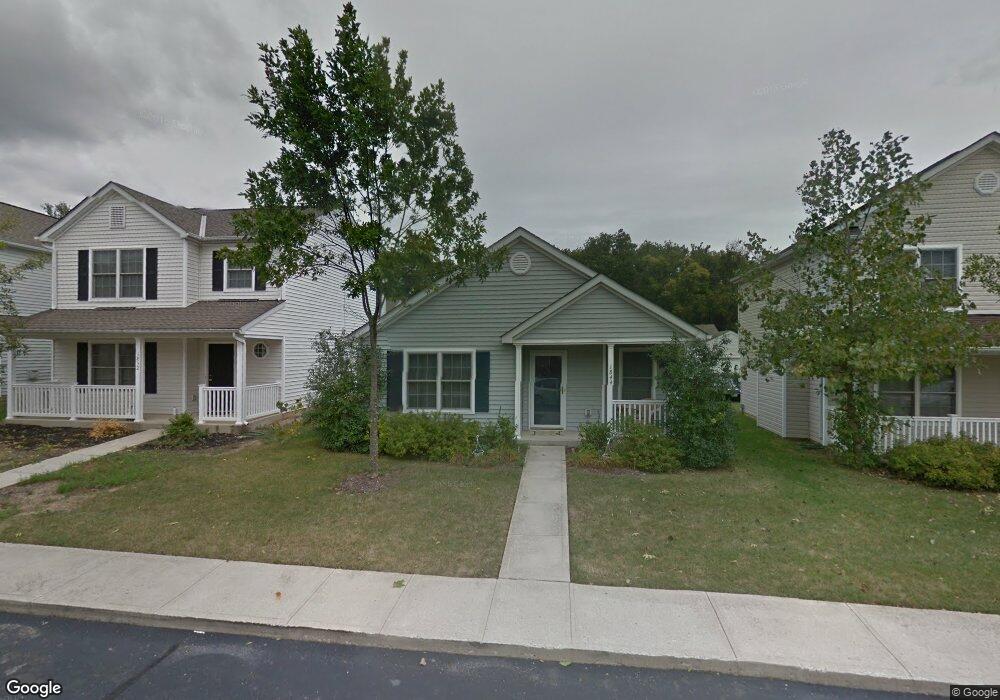 1844 Meadowlawn Dr unit Igna, Columbus, OH 43219 - photo 1