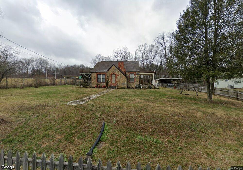 153 E Grand Ave, Johnson City, TN 37601 - photo 1