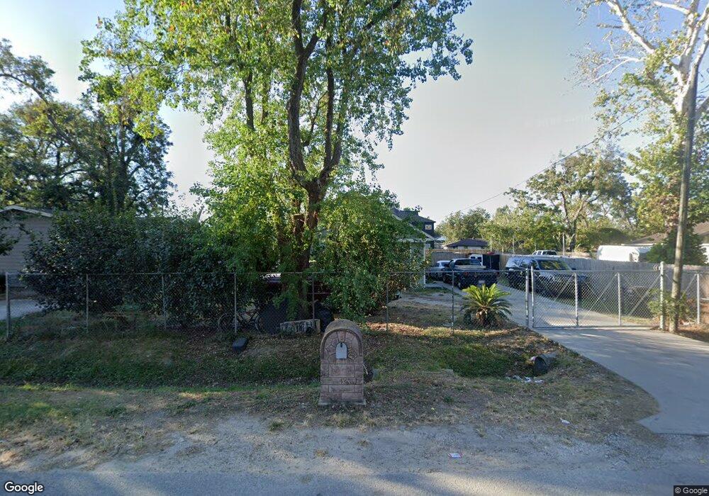 809 Enterprise St, Houston, TX 77088 - photo 1