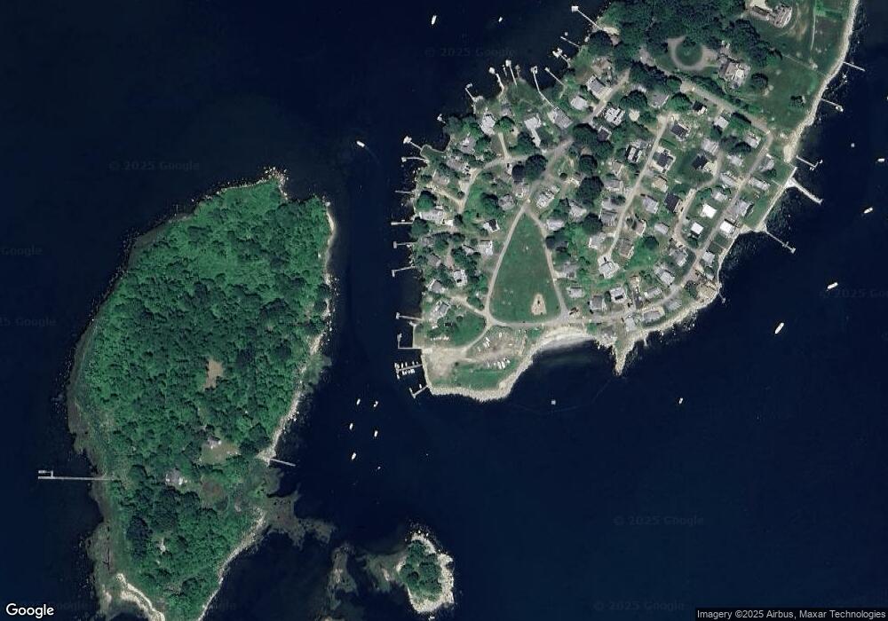 142 Latimer Point Rd, Stonington, CT 06378 - photo 1