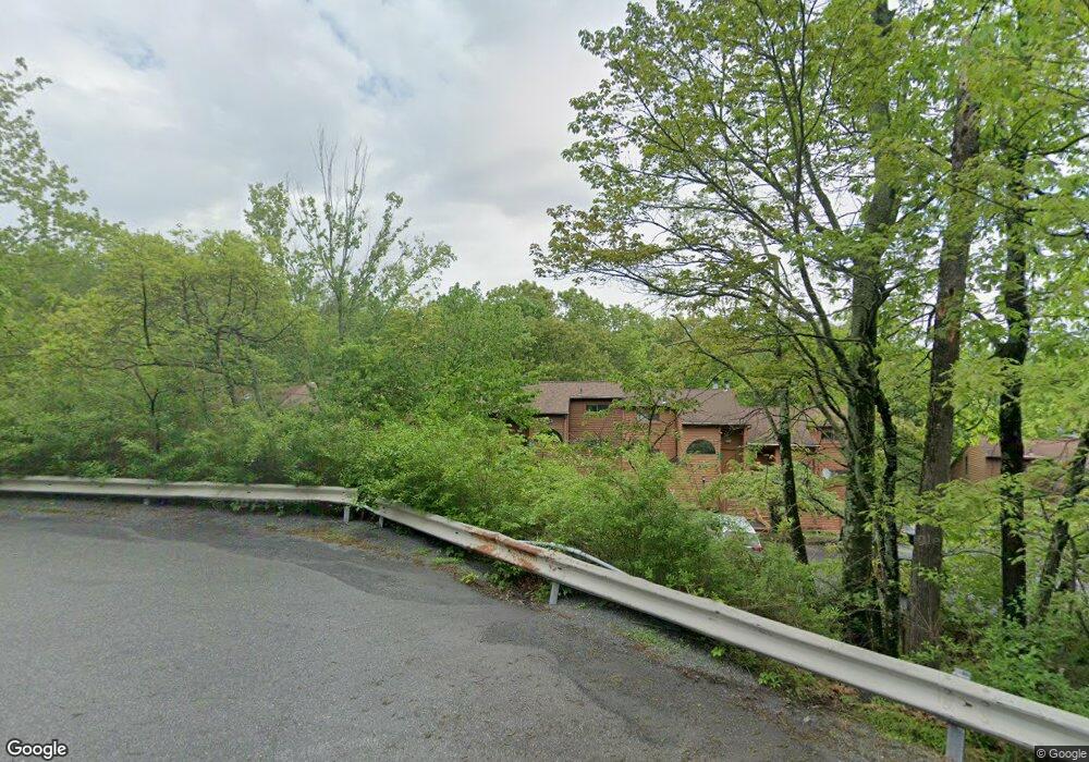 611 Mountain View Way, Bushkill, PA 18324 - photo 1