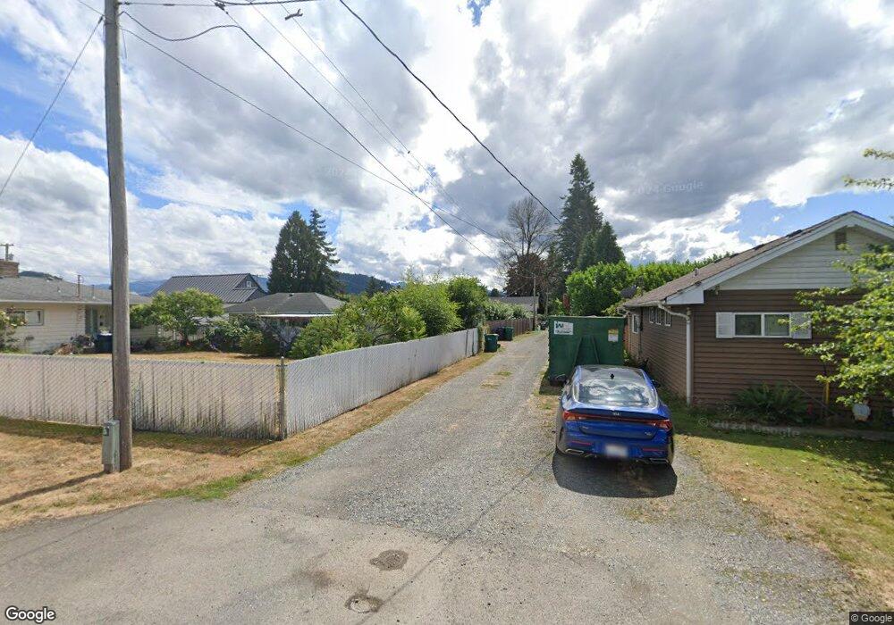 1240 Pioneer St, Enumclaw, WA 98022 - photo 1