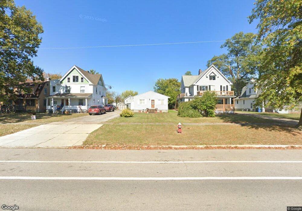 2121 E 31st St, Lorain, OH 44055 - photo 1