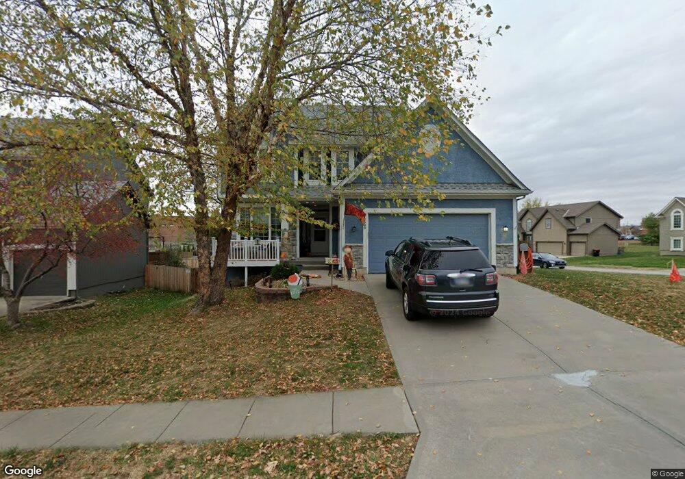 6000 Noreston St, Shawnee, KS 66218 - photo 1