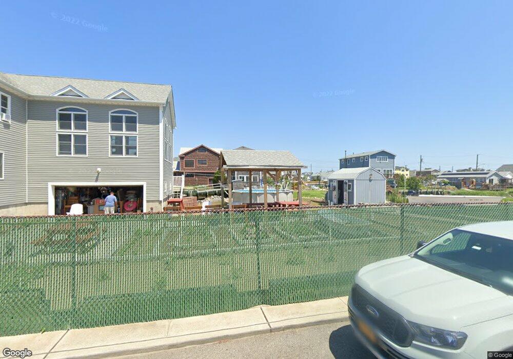63 W 18th Rd unit 65, Broad Channel, NY 11693 - photo 1