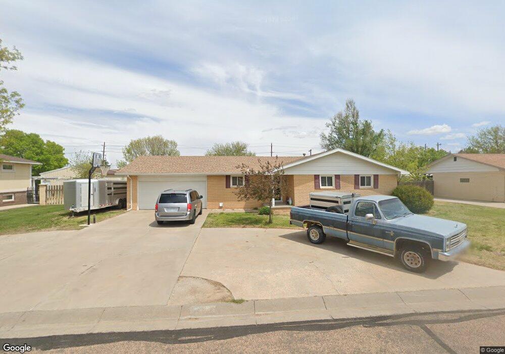 610 S Trindle St, Hugoton, KS 67951 - photo 1