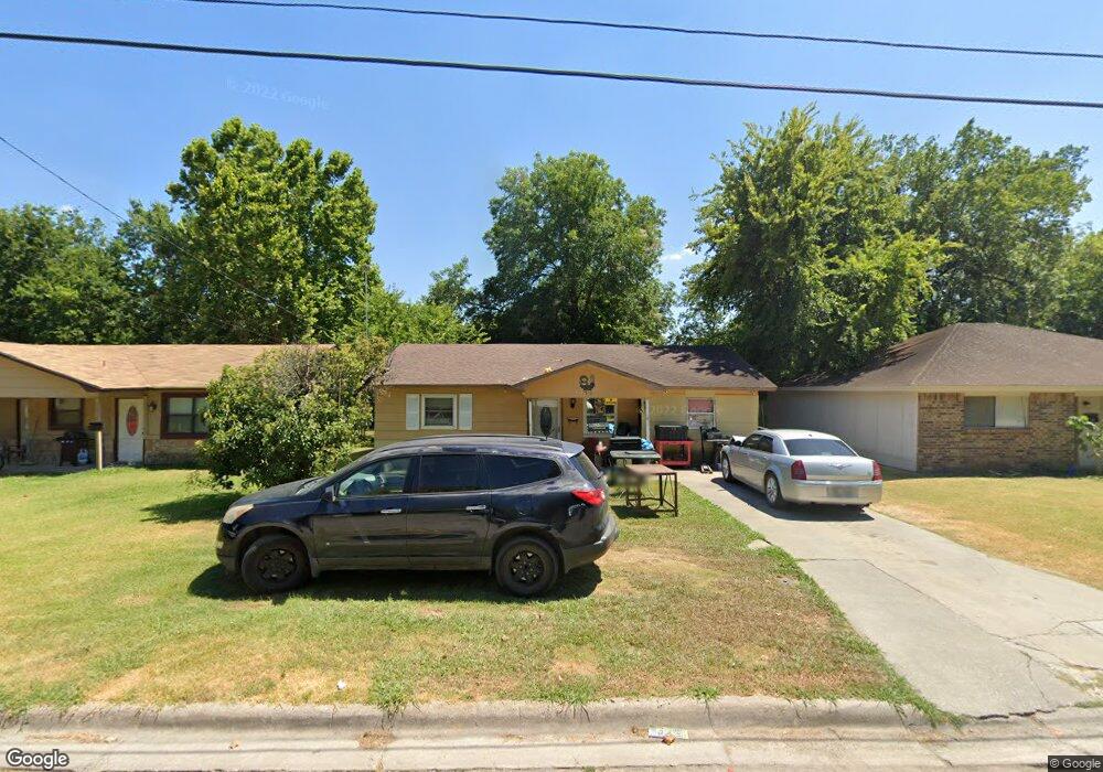 1510 E Tennie St, Gainesville, TX 76240 - photo 1