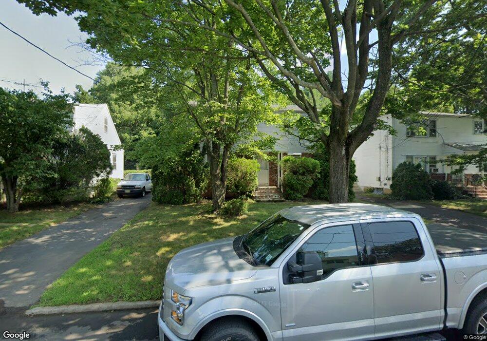 131 Pineview Terrace unit 33, Plainfield, NJ 07062 - photo 1