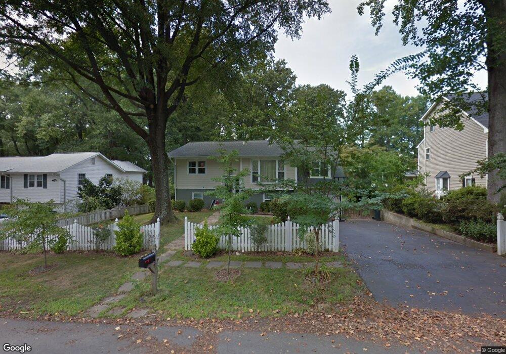 314 Owaissa Rd SE, Vienna, VA 22180 - photo 1