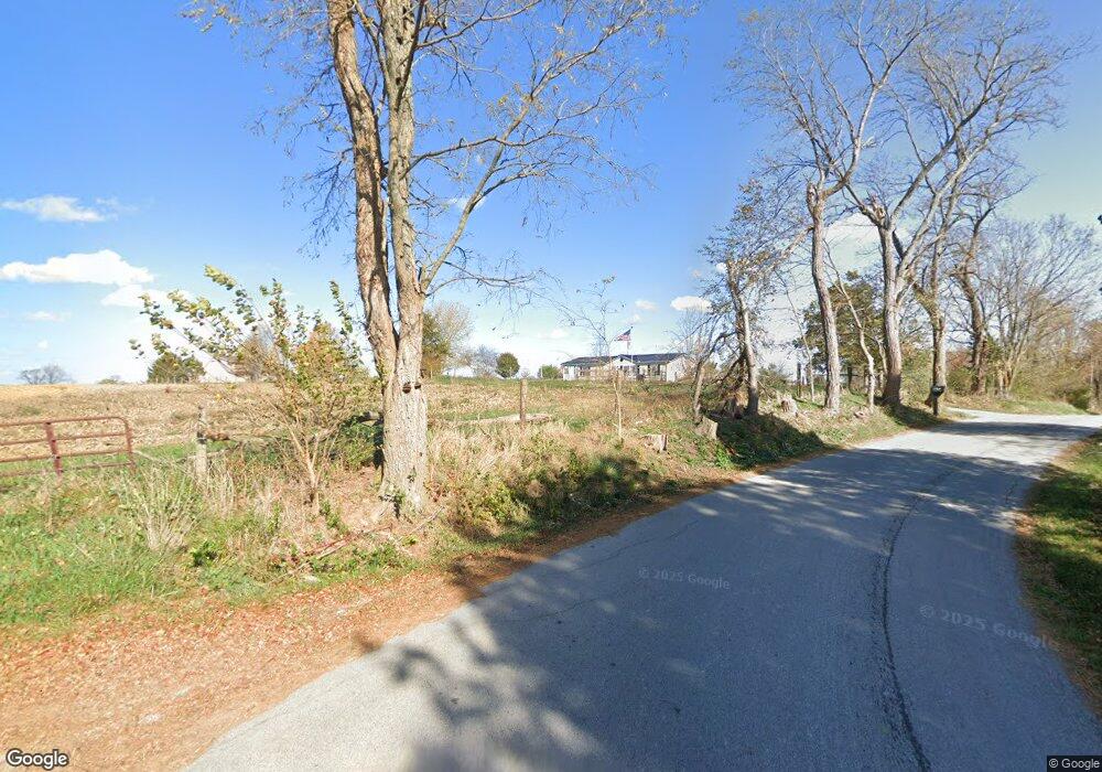 6250 Parker Ln, Mayslick, KY 41055 - photo 1