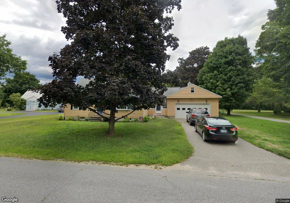 70 Packers Falls Rd, Newmarket, NH 03857 - photo 1