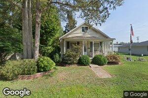 1371 Washington St, Carlyle, IL 62231