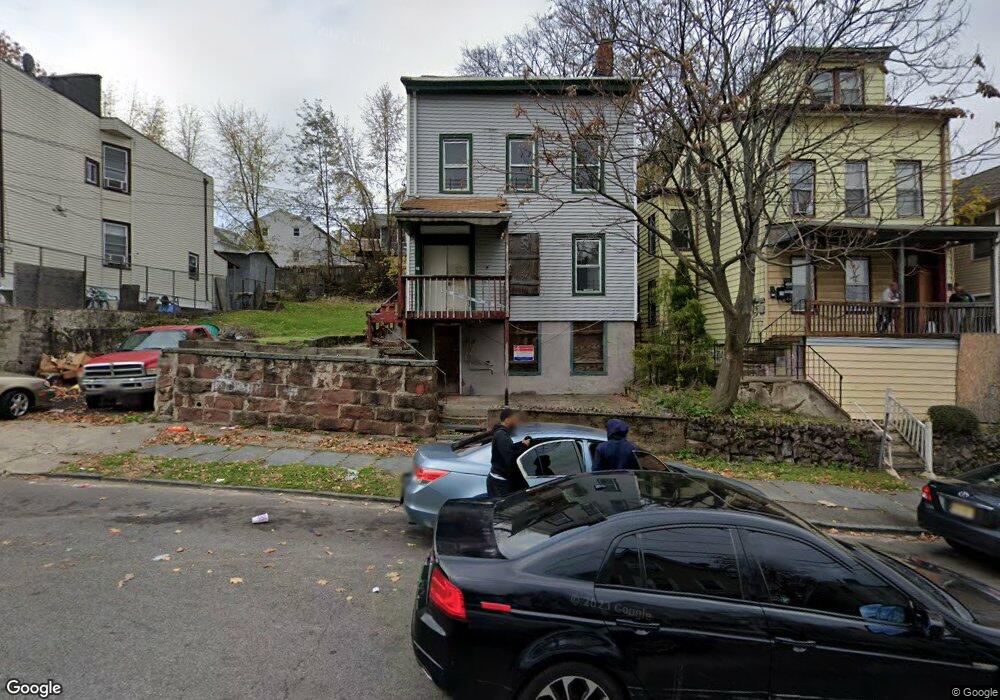 27 N 3rd St unit 3, Paterson, NJ 07522 - photo 1