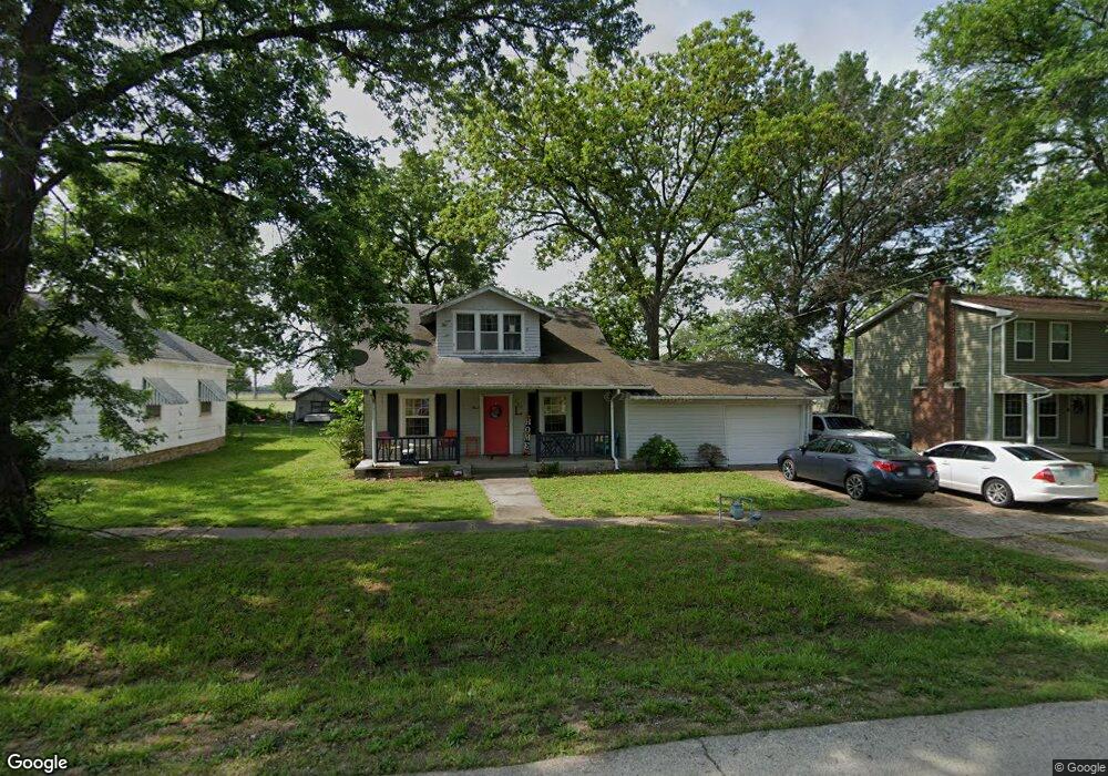 802 E 7th St, Altamont, KS 67330 - photo 1