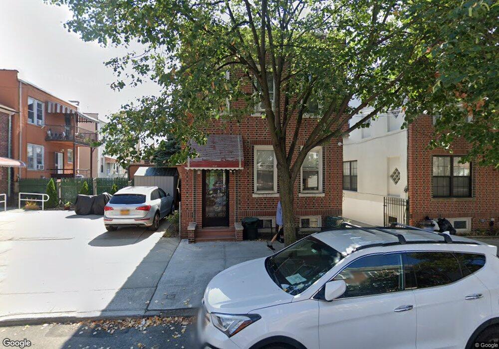 28-11 45th St unit 2 R, Long Island City, NY 11103 - photo 1