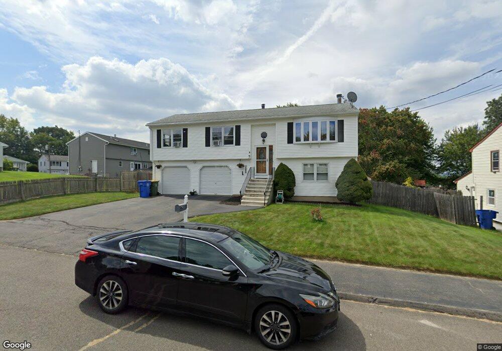 29 Hillsdale Ave, Waterbury, CT 06704 - photo 1