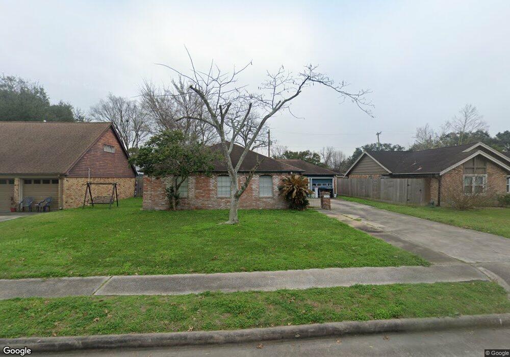 706 Briargrove Dr, Alvin, TX 77511 - photo 1