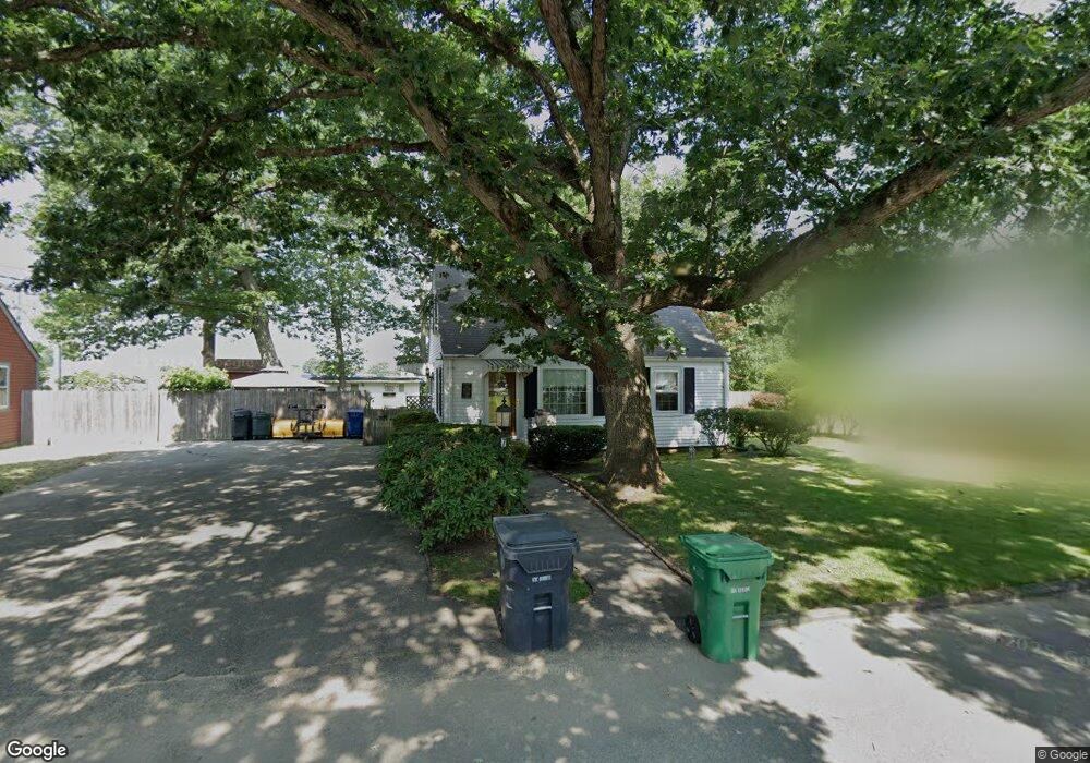 7 Airway Rd, Warwick, RI 02886 - photo 1