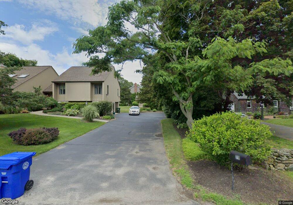 81 Kickemuit Ave, Bristol, RI 02809 - photo 1