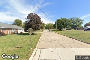 104 E Harrison St, Edgewood, IA 52042