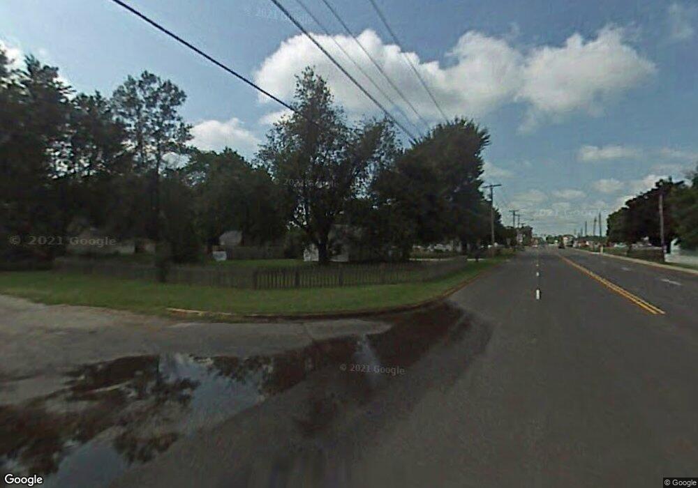 207 E Hively Ave, Elkhart, IN 46517 - photo 1