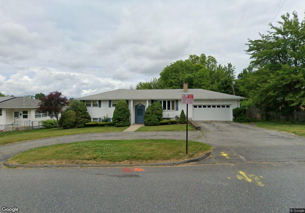 4 Dennis Dr, Worcester, MA 01606 - photo 1