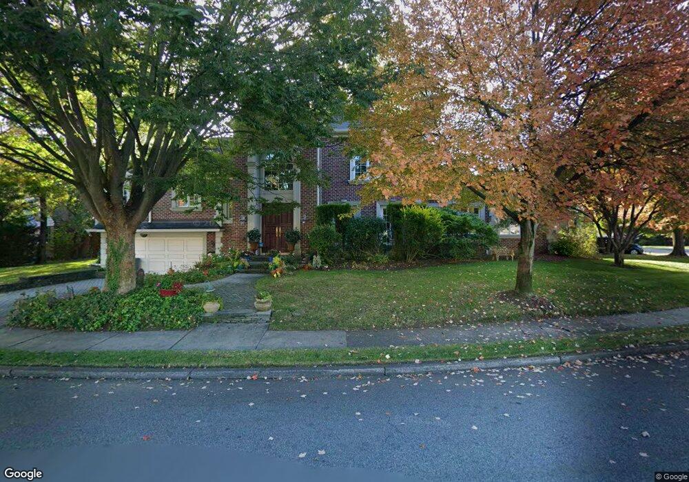 8-20 Plymouth Dr unit 1X, Fair Lawn, NJ 07410 - photo 1