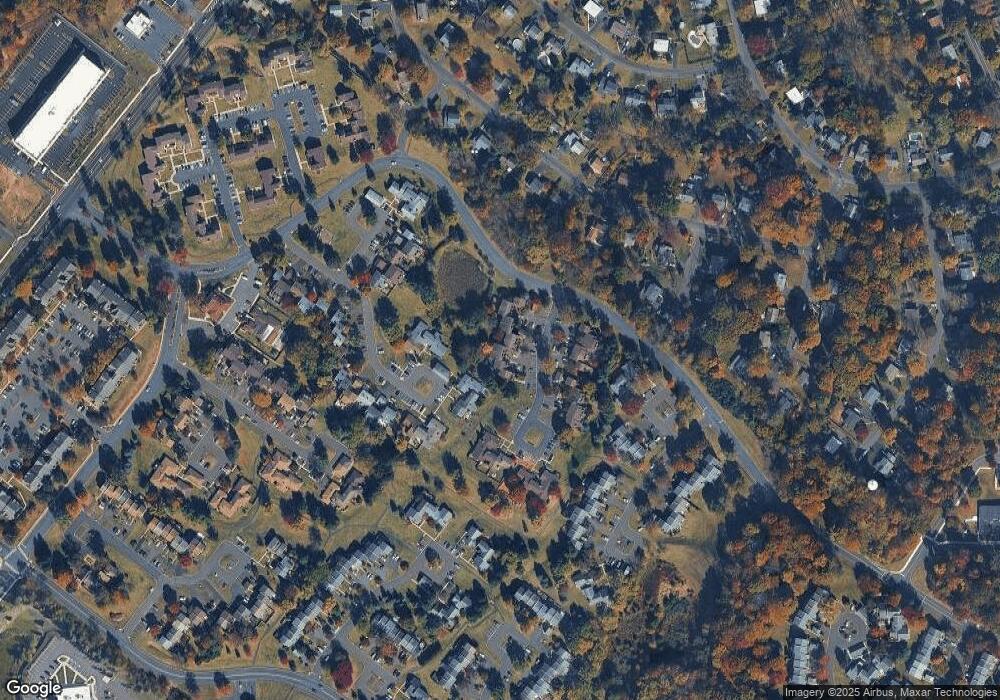 92 Palace Ct, Chalfont, PA 18914 - photo 1