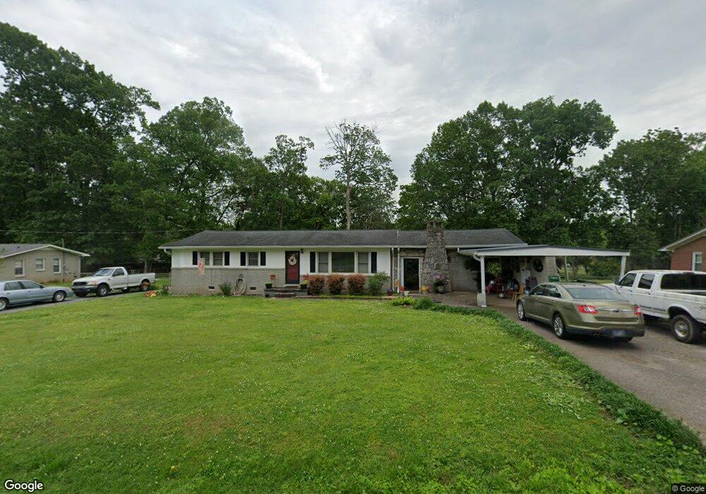 207 Tremont Dr, Shelbyville, TN 37160 - photo 1