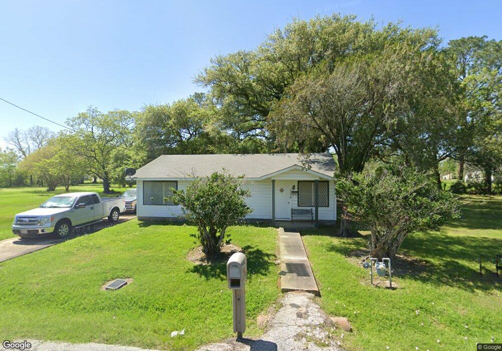 3216 Robinson Ave, Bay City, TX 77414 - photo 1