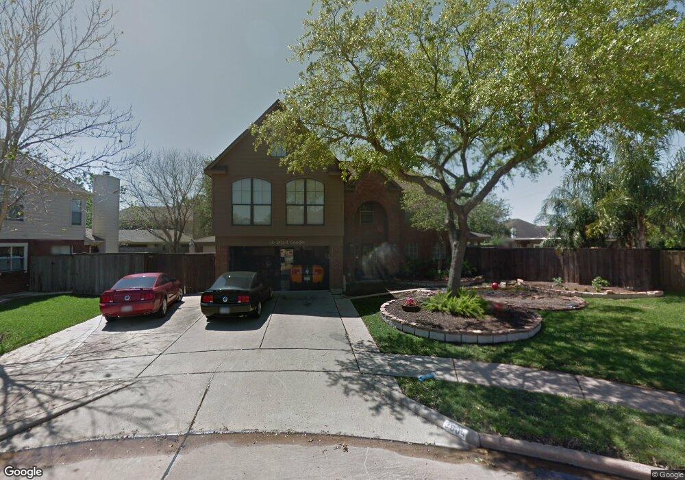 3904 Hazelwood Dr, Pearland, TX 77584 - photo 1