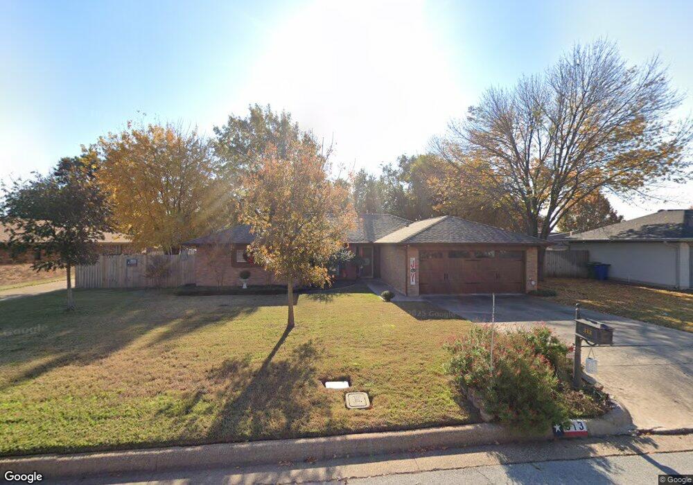 313 Stratford Dr, Hurst, TX 76054 - photo 1