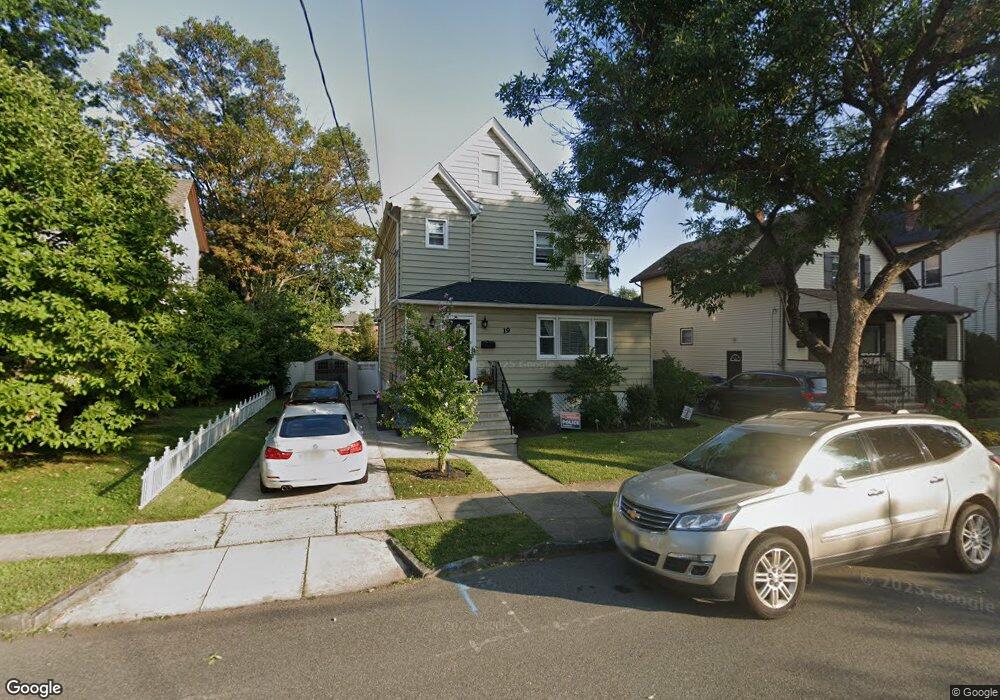 19 Maple St, Rutherford, NJ 07070 - photo 1