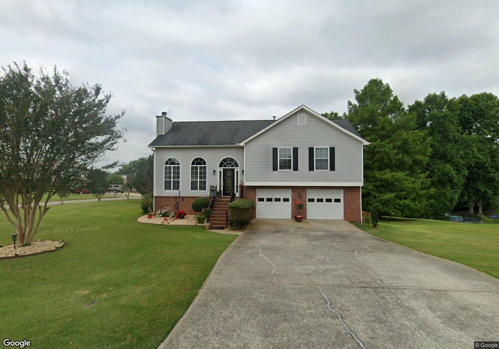 5424 Riverchase Dr, Flowery Branch, GA 30542 - photo 1