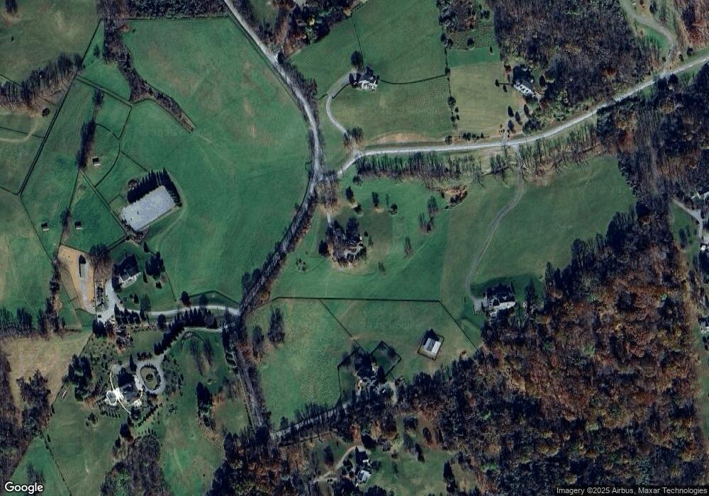 40851 Pacer Ln, Paeonian Springs, VA 20129 - photo 1