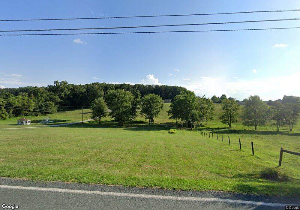 625 Barts Church Rd unit 7, Hanover, PA 17331 - photo 1