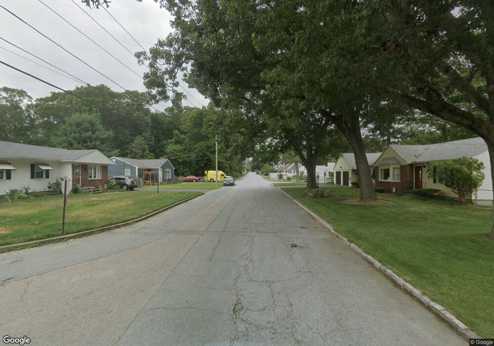 1 Pawtuxet Ave, Warwick, RI 02888 - photo 1