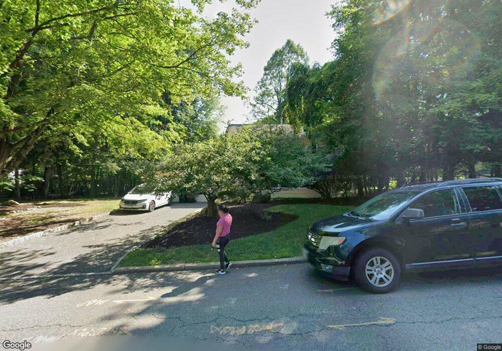 52 Dawn Ln, Airmont, NY 10901 - photo 1