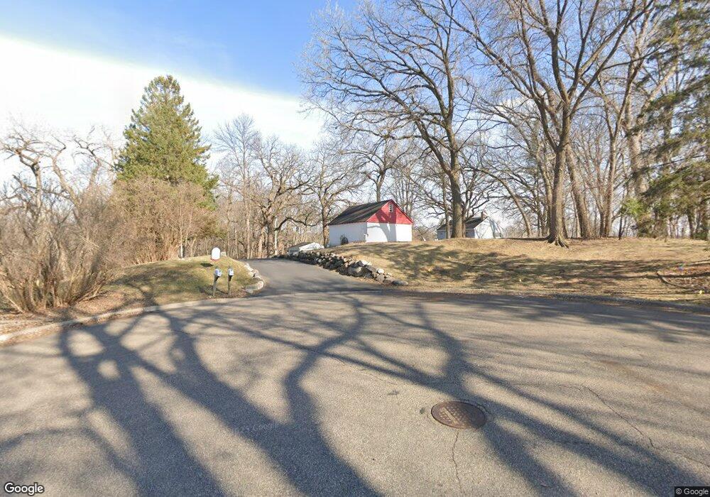 16485 Creekside Cir, Minnetonka, MN 55345 - photo 1