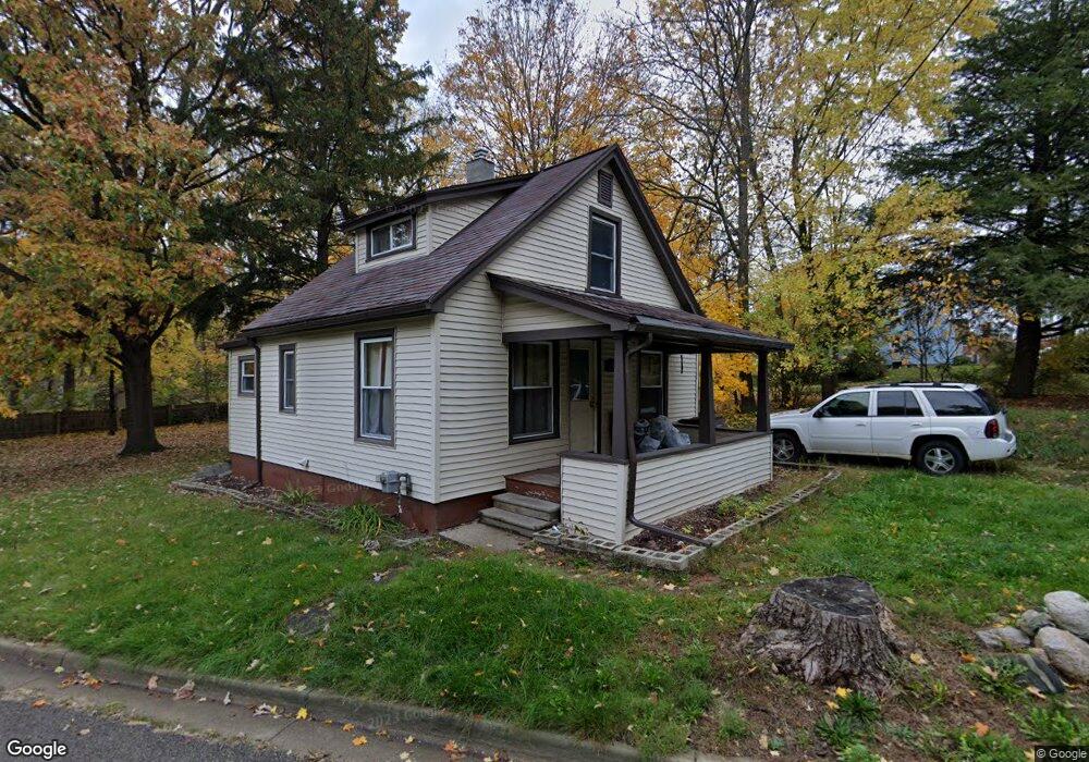 209 Crest St, Lansing, MI 48910 - photo 1