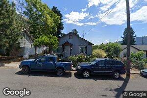 212 N Alder St, Bingen, WA 98605