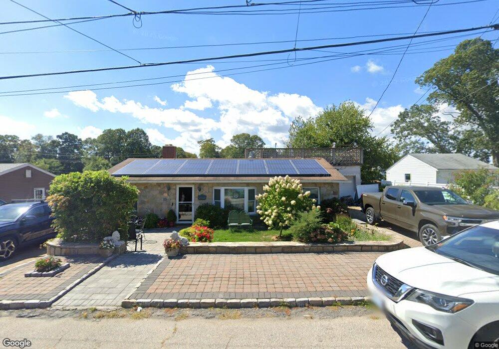 131 Heath Ave, Warwick, RI 02888 - photo 1