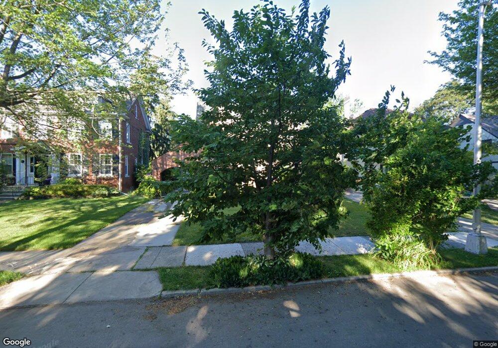 1315 Grayton St, Grosse Pointe Park, MI 48230 - photo 1