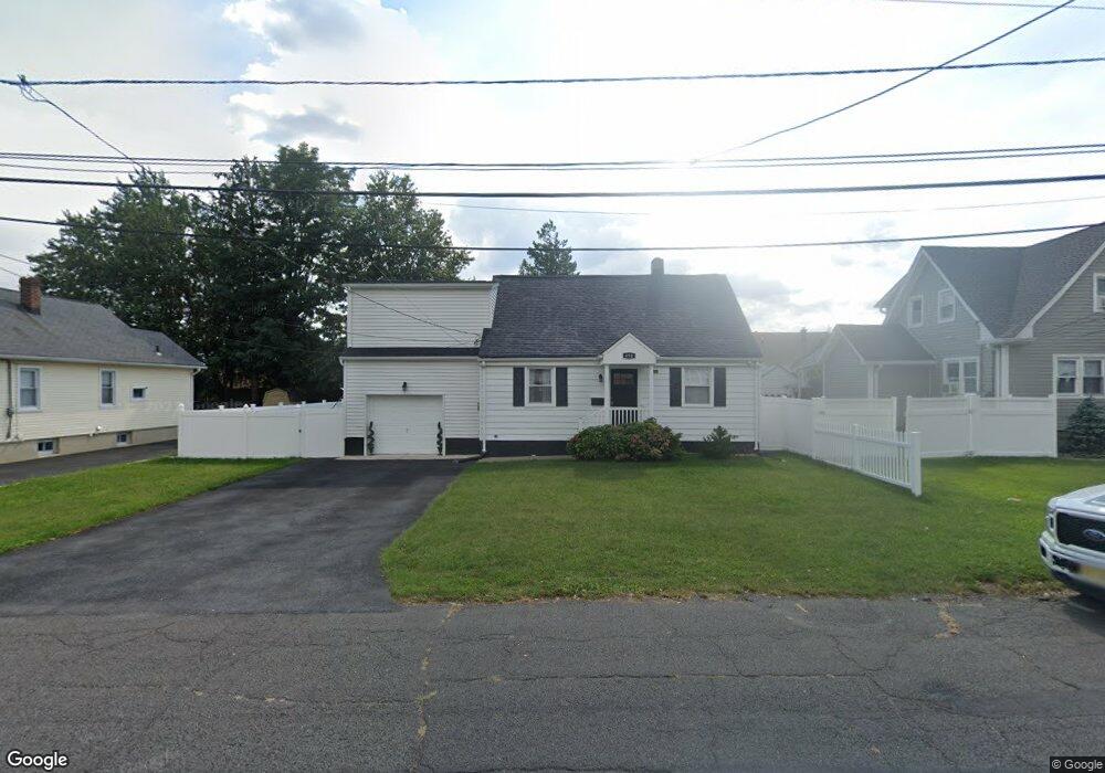 490 Sylvan St, Saddle Brook, NJ 07663 - photo 1